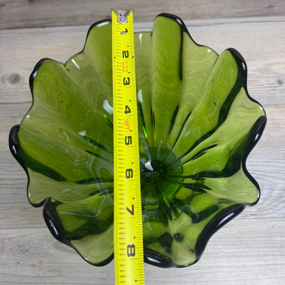 Vintage Green Glass LE Smith Handkerchief Footed Compote - Picture 5 of 8